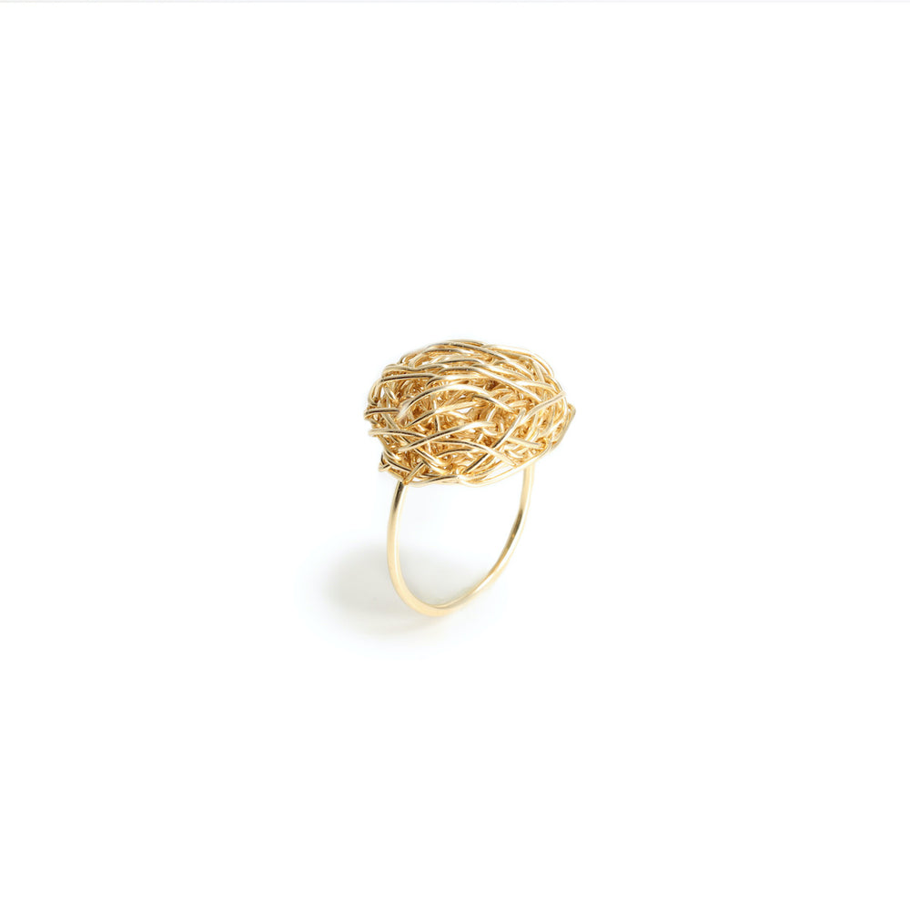 Kait, Purely Wired Collection, Small rings, YellowGold, Ring, Sheila Westera Jewellery, jewelry, one-of-a-kind, unique, wearable art, London design, Swiss made, knot rings, organic rings